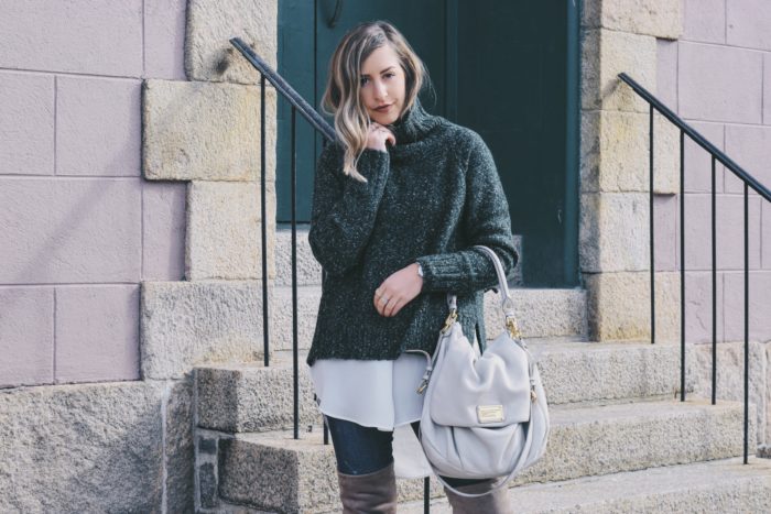 LAYER WITH AN OVERSIZED KNIT SWEATER