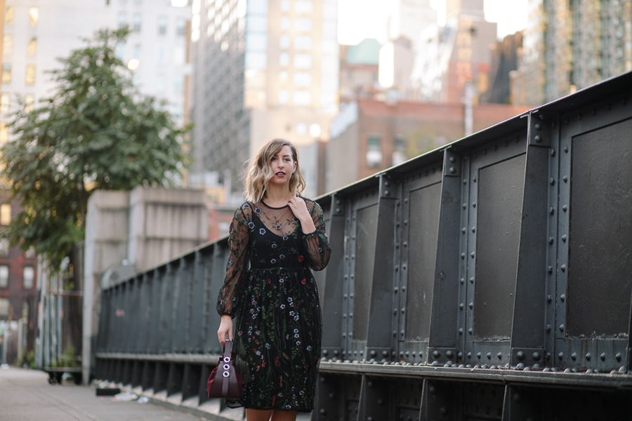 chicwish floral dress, floral dress, dirty blond hair, top NYC blogger, boston blogger, shoulder length hair, fall fashion