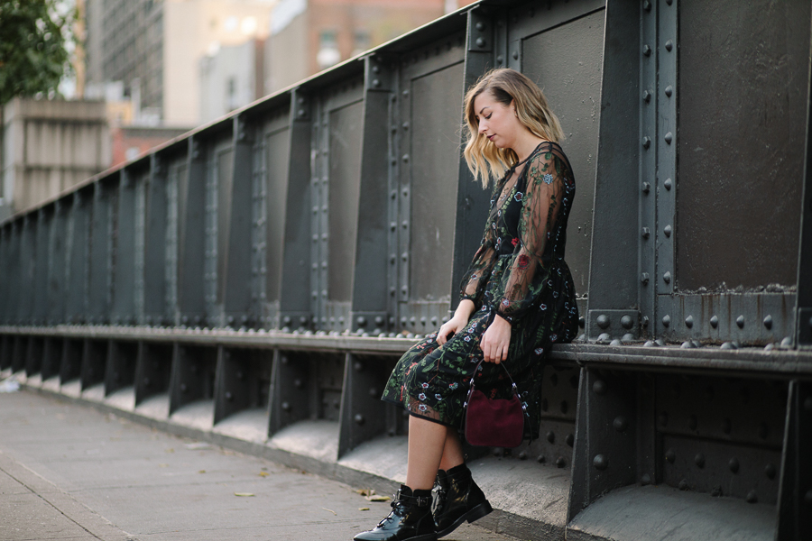 chicwish floral dress, floral dress, dirty blond hair, top NYC blogger, boston blogger, shoulder length hair, fall fashion, combat boots